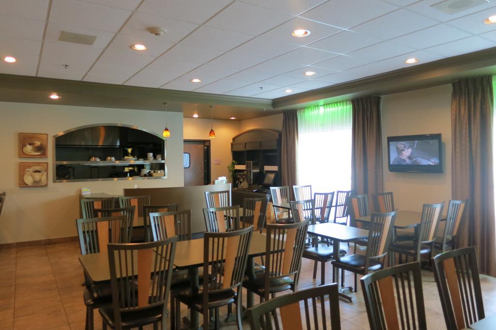 Days Inn By Wyndham Lévis Exterior foto